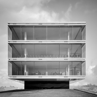 ROBATHERM / HENN ARCHITEKTEN