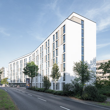 NEON WOOD FFM / GBP ARCHITEKTEN