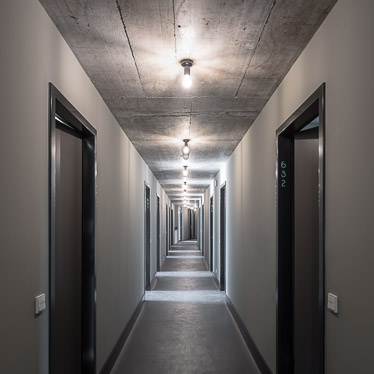 NEON WOOD FFM / GBP ARCHITEKTEN
