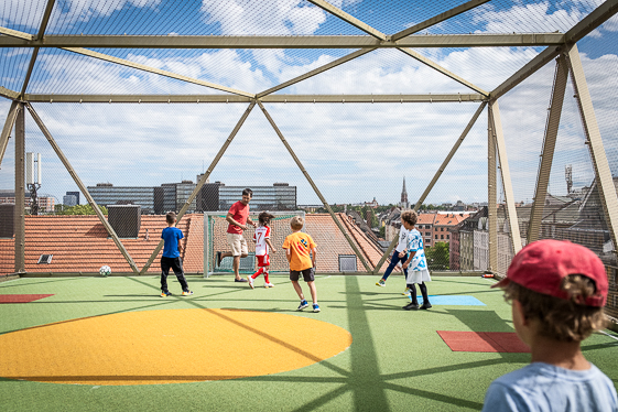 BELLEVUE DI MONACO KICKERS
